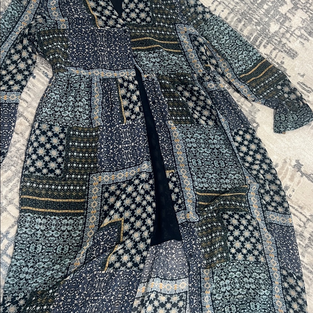 Romeo & Juliet Couture Blue and Green Maxi Dress- button up sheer dress - Picture 3 of 6